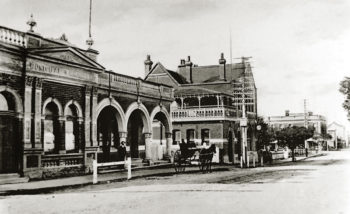Bunbury Council Chambers & Post Office c1925