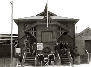 Original clubrooms of Cottesloe Life Saving and men 1914