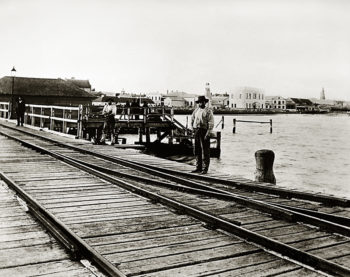 F045-Fremantle Harbour c1890